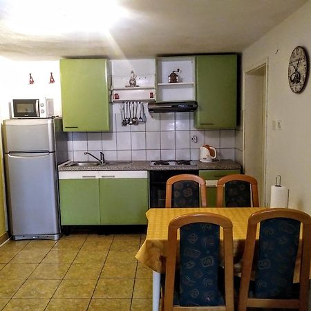 Leo Apartment Makarska Exterior foto