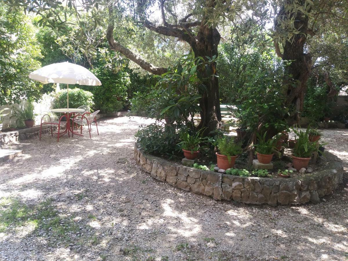 Leo Apartment Makarska Exterior foto